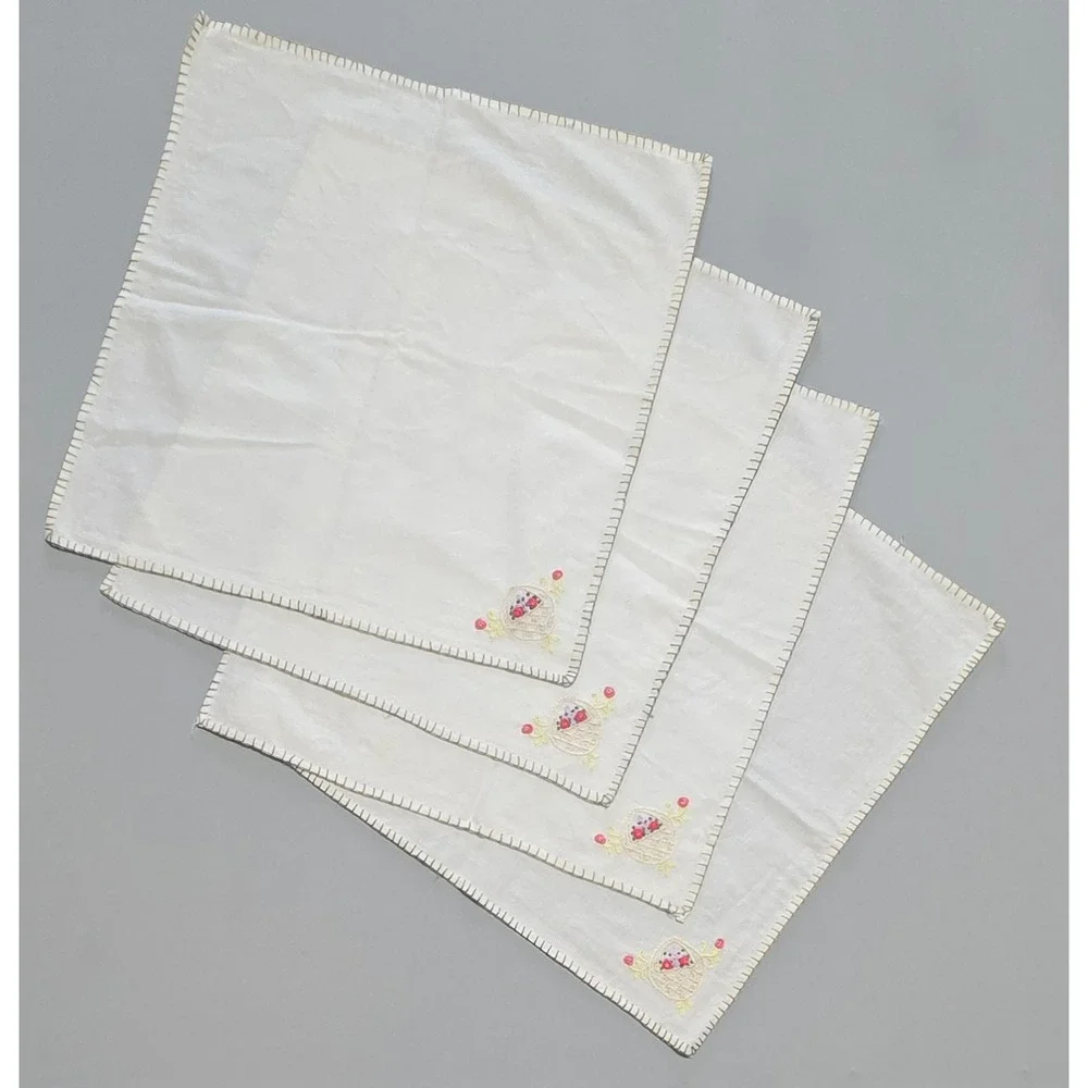 Vintage Hand Embroidered Floral Napkins Set of 4 White Pink Green 15.5